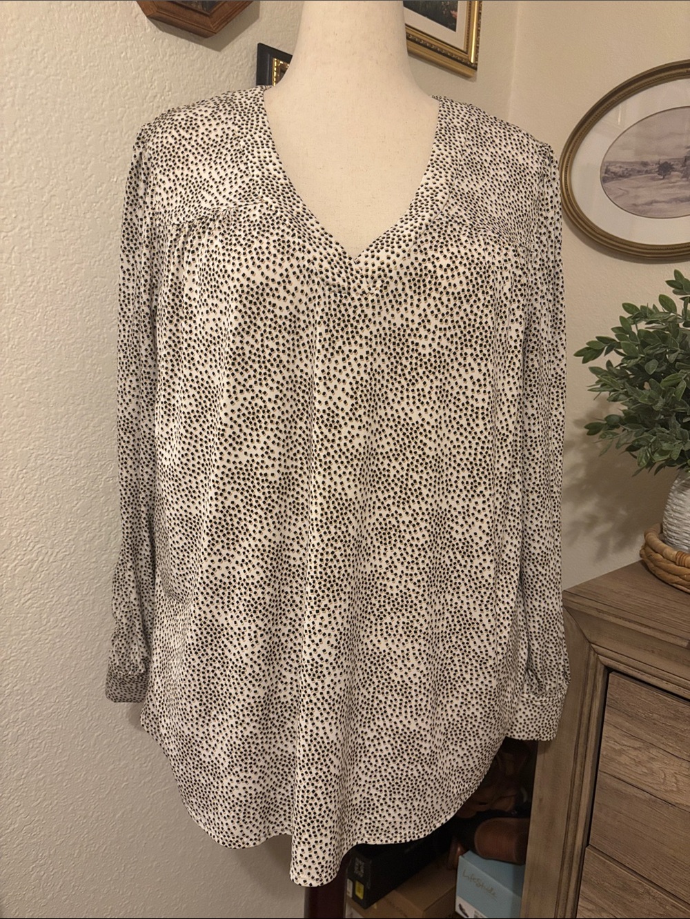 Lane Bryant V-Neck Long Sleeve Dotted Blouse - White/Black-Size 18/20